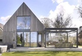 Tuin met terrasoverkapping