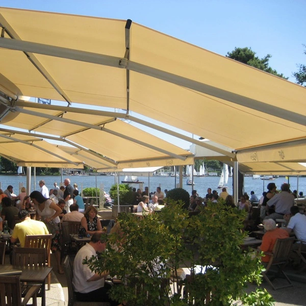 Zon en regenwering voor een ijssalon Sunrain