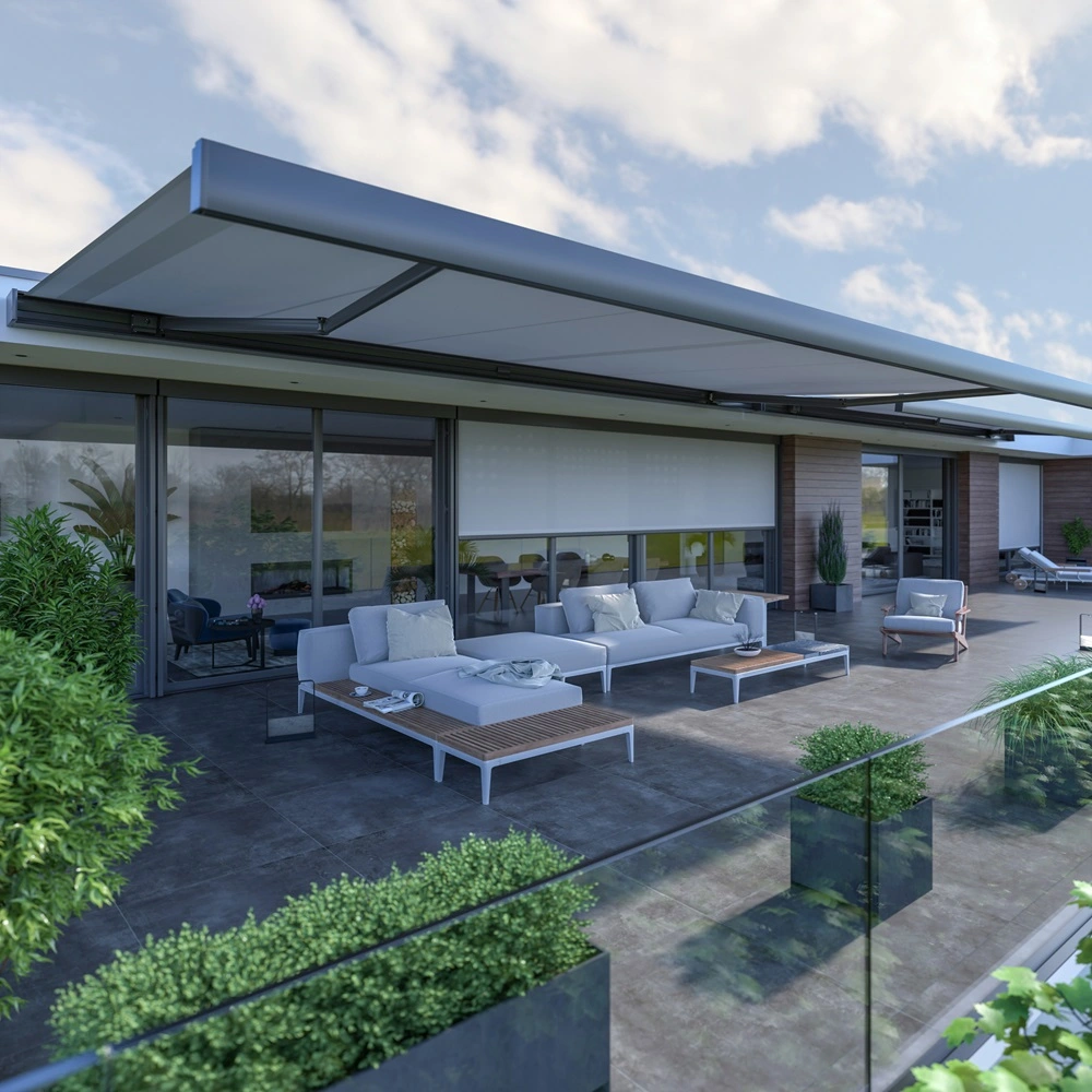 Groot terras met CAMABOX Knikarmscherm voor schaduw