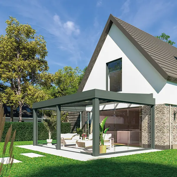 Neo glazen schuifdak aan moderne woning met tuin en terras