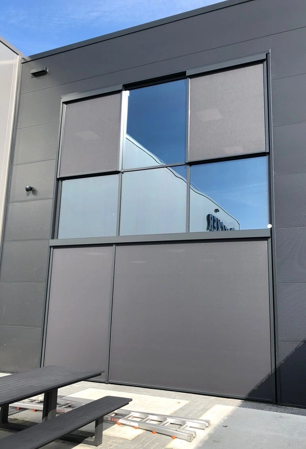 Project zipscreens kantoor Heerenveen