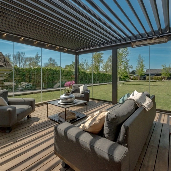 Tuinkamer met lamellen