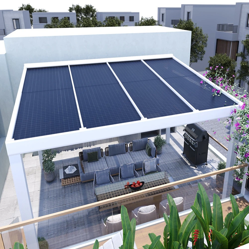 Zithoek onder seesky E-luz solardak met groene tuinomgeving