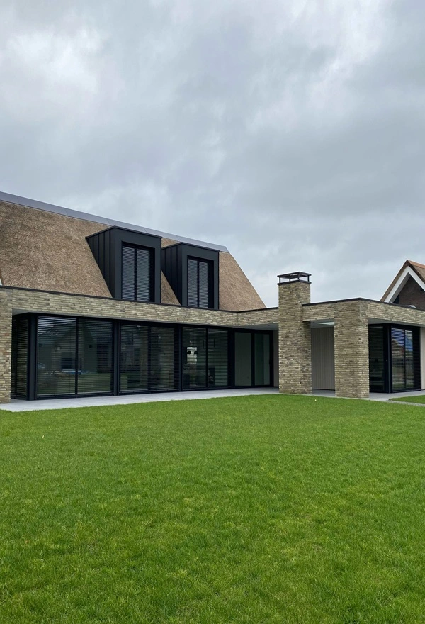 Veldman Zonwering project buitenjaloezie Broek