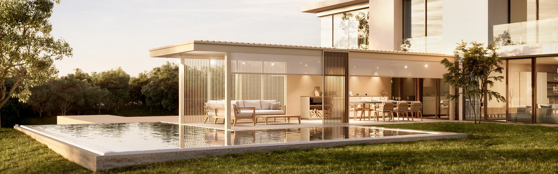 Renson Amani overkapping met zwembad en loungehoek bij zonsondergang