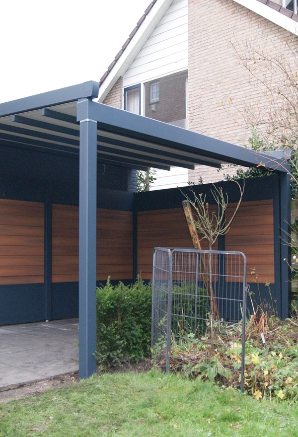 Veldman Zonwering overkapping met schuifdak bij woning in Etten-Leur