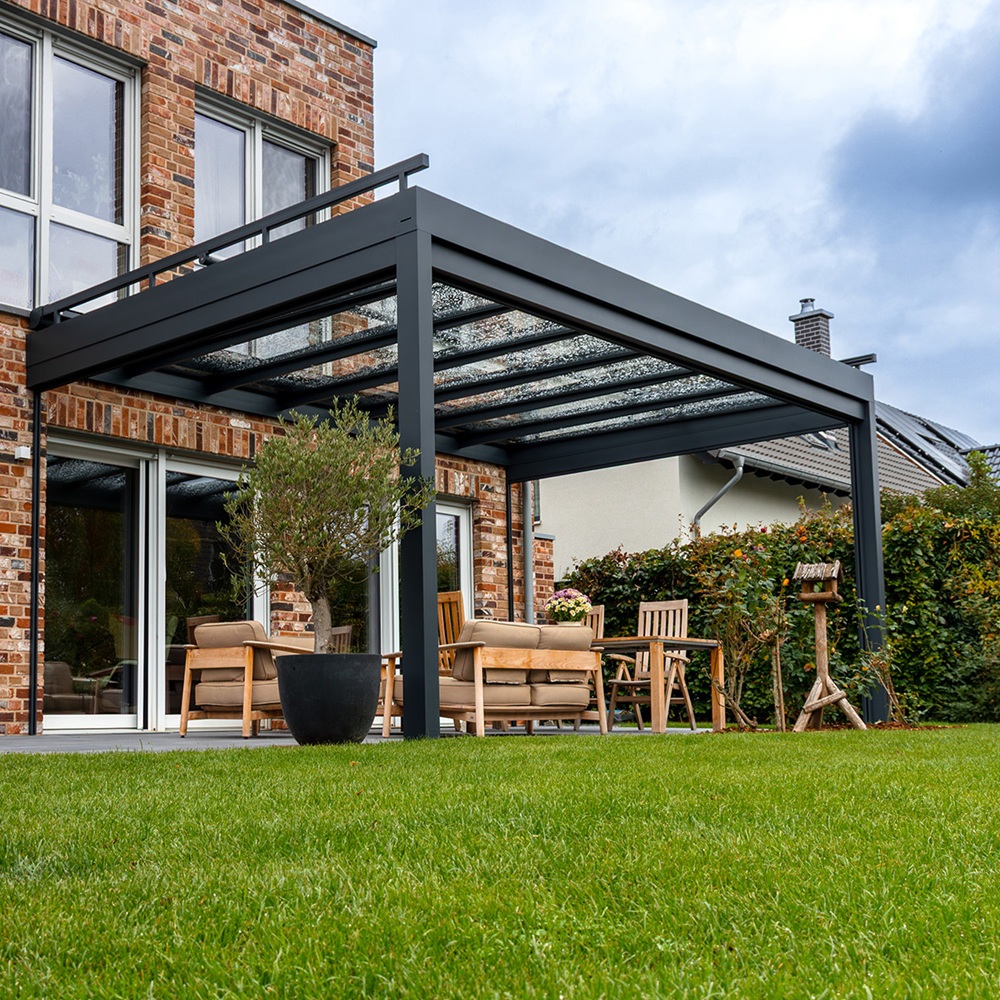 luxe skyline terrasoverkapping RAL 7016 antraciet met glazen dak