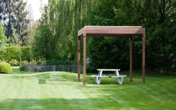 HOUTEN-OVERKAPPING-LAMELLEN-LIVINSHADE