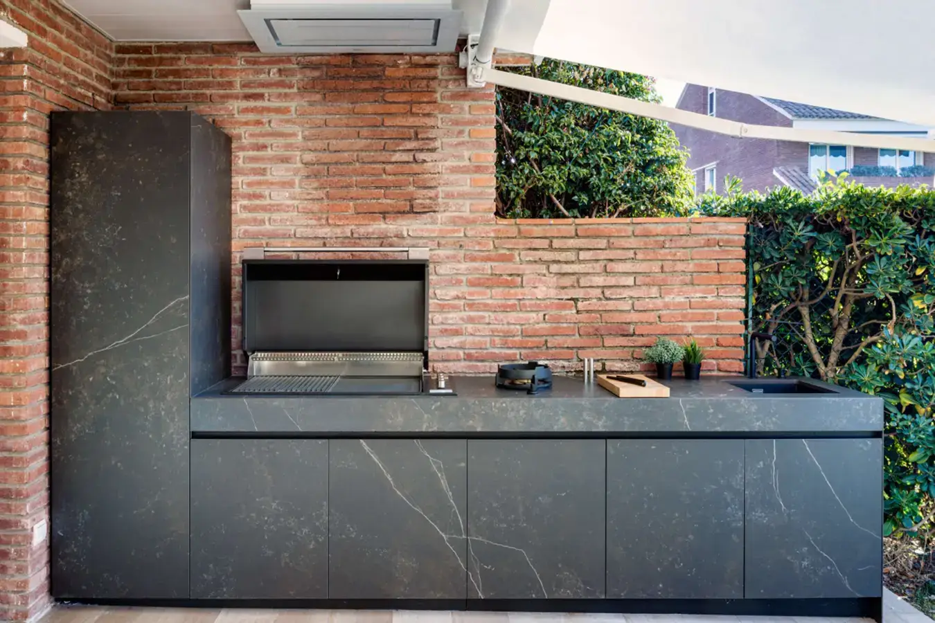 Terrasoverkapping met lamellendak